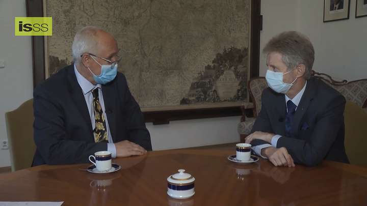 Miloš Vystrčil, předseda Senátu Parlamentu ČR; Tomáš Renčín, ředitel konference ISSS